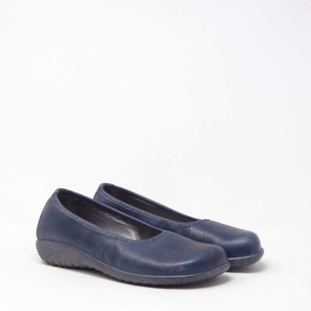 Naot Taupo Womens Flats Navy Blue Leather Comfort Slip On Shoes Size 8